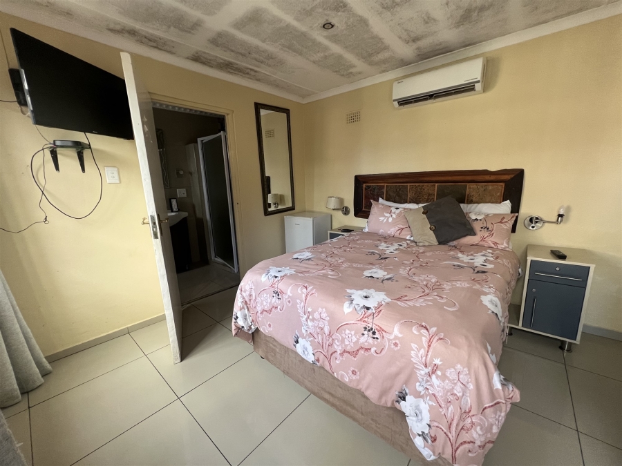 7 Bedroom Property for Sale in Selborne Eastern Cape